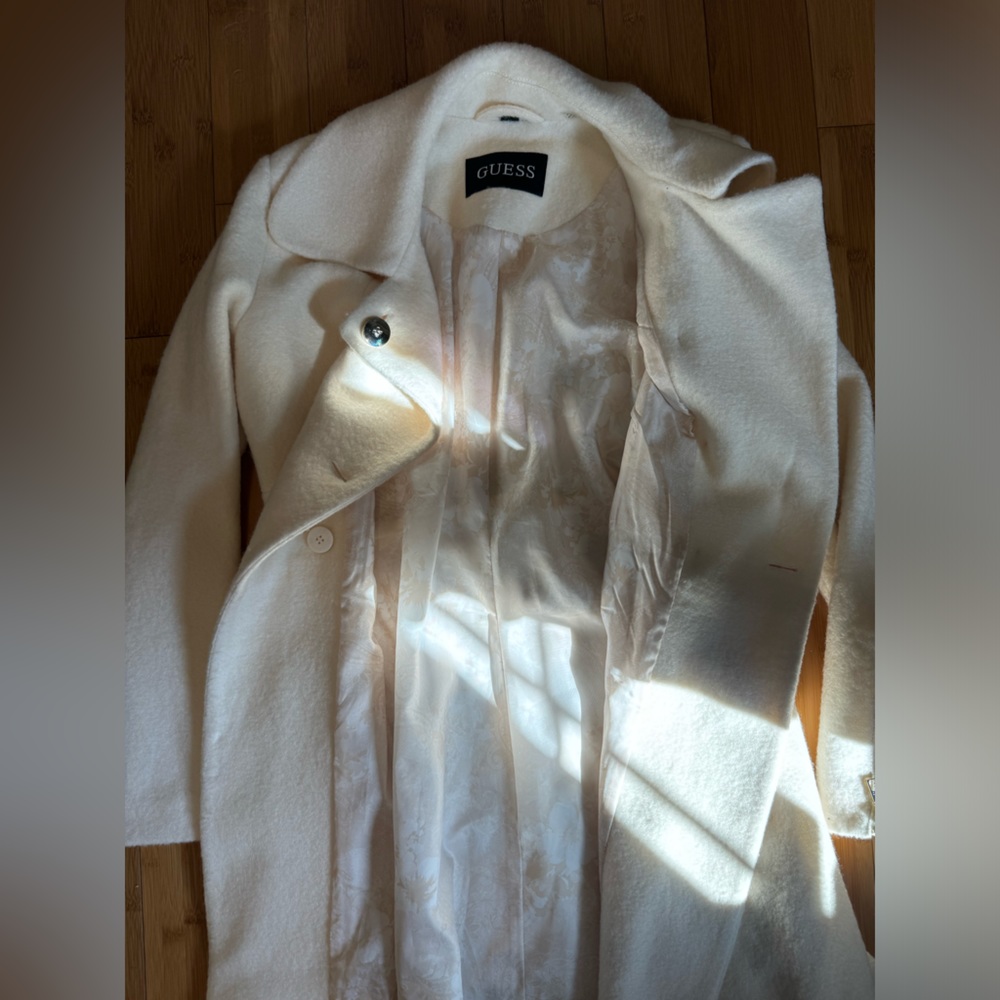 Guess women’s peacoat, size medium, new without tags, - Picture 3 of 8